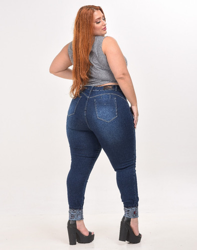 Imagem 4 de 8 de Calça Jeans Plus Size Roupa Feminina Tamanhos Grandes Strech