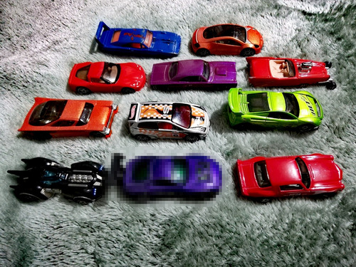 Hot Wheels Básico 10 Piezas Loose