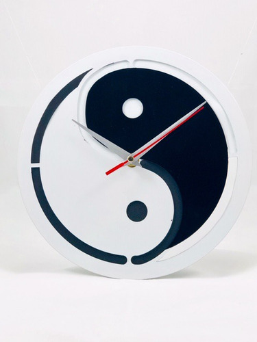 Reloj De Pared Ying Yang Diseño Moderno De Metal Analogo