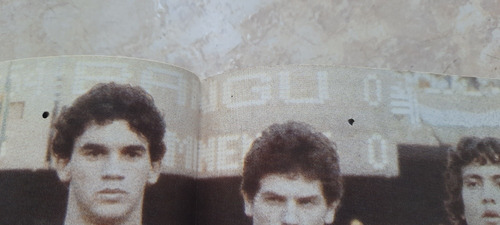 Revista Placar 695 Fluminense Campeão Guanabara 1983 Pôster (Usado)