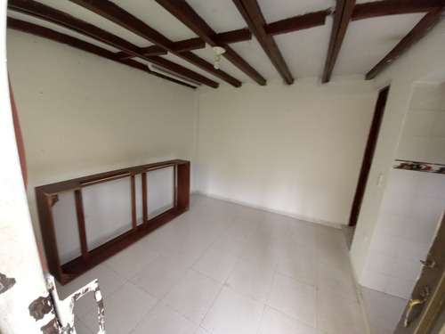 Casa En Venta En La Primavera- Manizales (279023844).