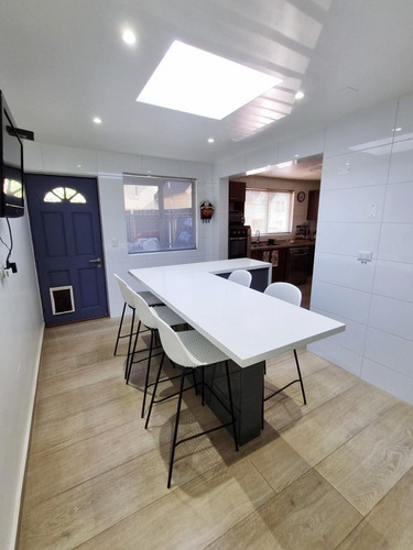 Casa En Condominio/ Altos Del Parque/4d/3b