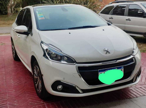 Imagen 11 de 13 de Peugeot 208 2016 1.6 Feline