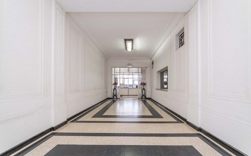 Al Lado De Casa Plan En Edificio Clasico De La Zona 1d-1b