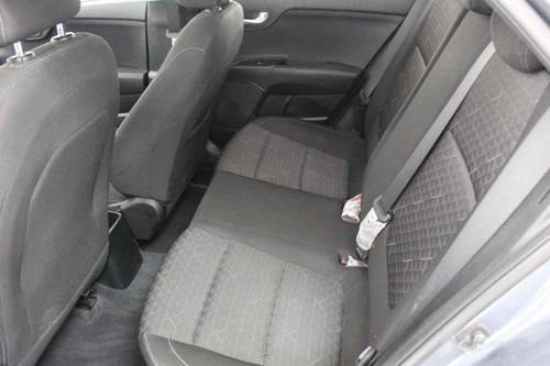Imagen 10 de 13 de Kia Kia Rio Hb 2020 4 Cilindros