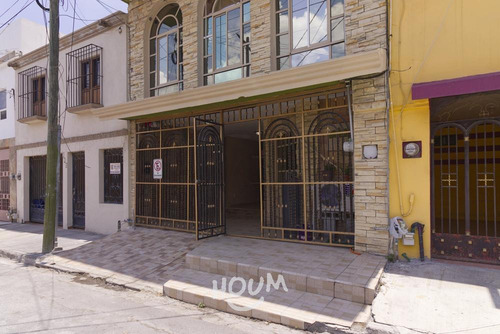 Imagen 3 de 29 de Casa En Hacienda La Silla, Guadalupe Con 2 Recámaras, 270 M², Id: 84896