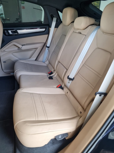 Porsche Cayenne Coupe Platinum Edition 2023