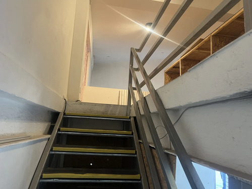 Arriendo Local Comercial  Metro Patronato