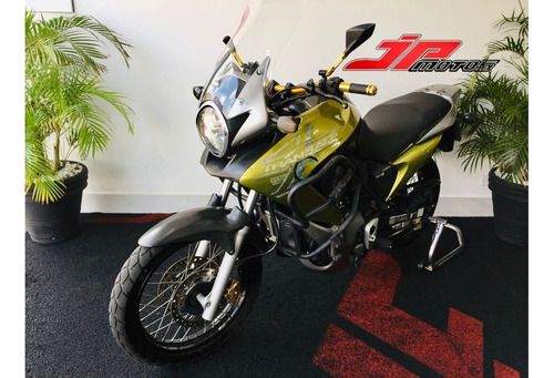 Imagem 2 de 8 de Honda Xl 700v Transalp Verde