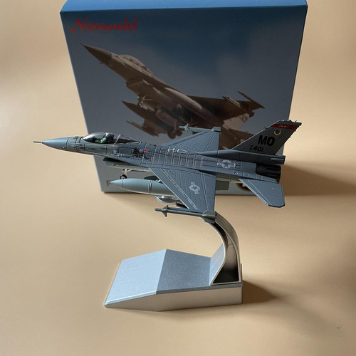 Diecast 1:100 Aircraft Fighter Con Soporte De Exhibición