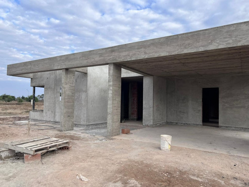 En Venta! Casa En Rio Cuarto Córdoba 1° Calidad - Barrio Patagones -