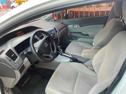 Imagen 5 de 6 de Honda Civic 2014 1.8 Lxs At 140cv