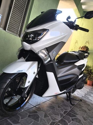 Imagem 1 de 9 de Yamaha Nmax 160 Abs