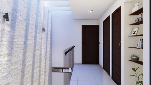 Casa En Venta Con Estudio En Cañadas ,tres Marías