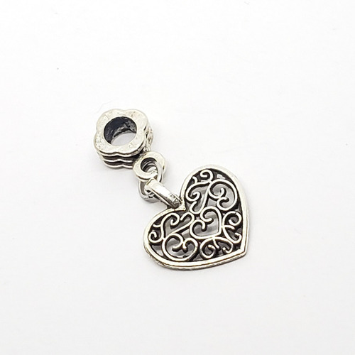 Charms De Corazon Calado Para Pulsera +estuche Cc13 Diámetro 5.08 Cm Largo 2 Cm