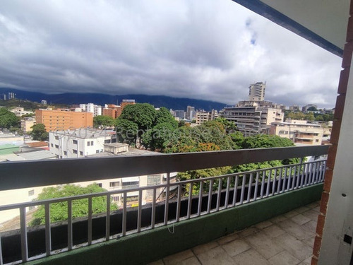Espectacular Ph En Venta En Hermoso Edificio De Los Chaguaramos Mls#25-10496 - Jca