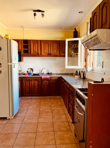 Imagen 2 de 16 de Casa En Venta Calle 73 E/ 3 Y 4