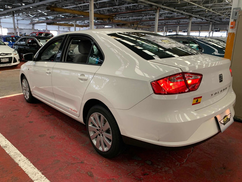Imagen 4 de 13 de Seat Toledo 1.4t Style Aut Ac 2015