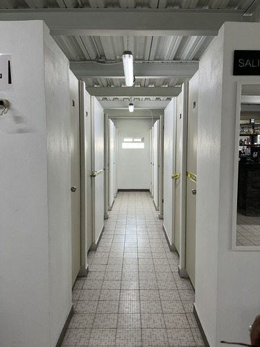 Edificio Comercial Operando En Venta En Centro De Apodaca