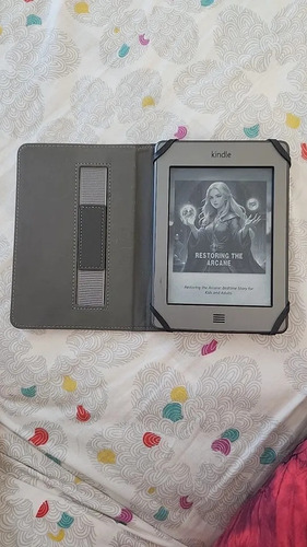 Case Universal Para Tablet Amazon Kindle Kobo E-reader 6puLG