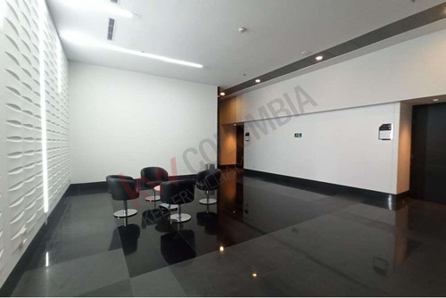 Imagen 11 de 14 de Oficina En Venta Norte De Bogotá , Torre Krystal Edificio Empresarial North Point-8601