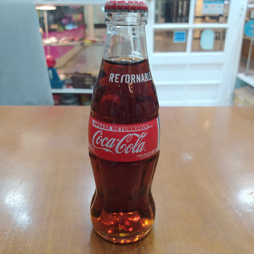 Botella Coca Cola Retornable 2002 Vidrio Sin Abrir