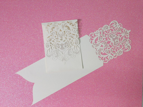 50 Invitaciones Corte Laser Modelos Bifold V 13x18cm Mates