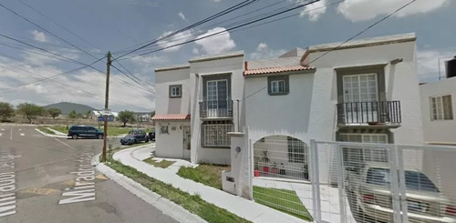 Casa En Remate Bancario En Querétaro Jcl2
