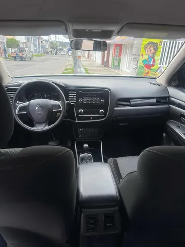 Mitsubishi Outlander 2.4 Kaiteki