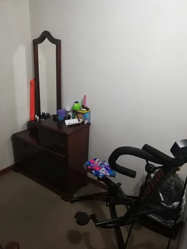 Vendo Casa De Tres Pisos