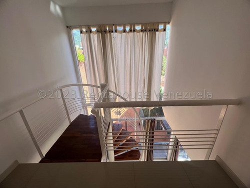 Apartamento En Alquiler En Campo Alegre Cod. 24-12877 Lm