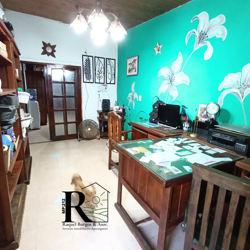 Casa En Venta 2 Dormitorios, 220 M² Totales Resistencia