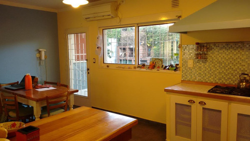 Imagen 8 de 30 de Excelente Chalet En Venta -zona Residencial Castelar Norte- 5 Ambientes- Toma Menor Valor