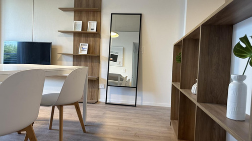 Venta Departamento 2 Ambientes- San Telmo-b Irigoyen 1100-balcon-pozo-apto Blanqueo! Dic 2025