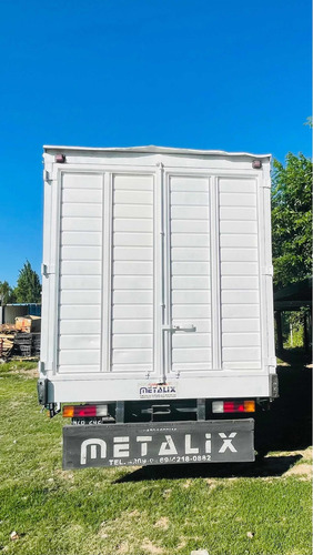 Imagen 5 de 18 de Mercedes Benz 710 Plus