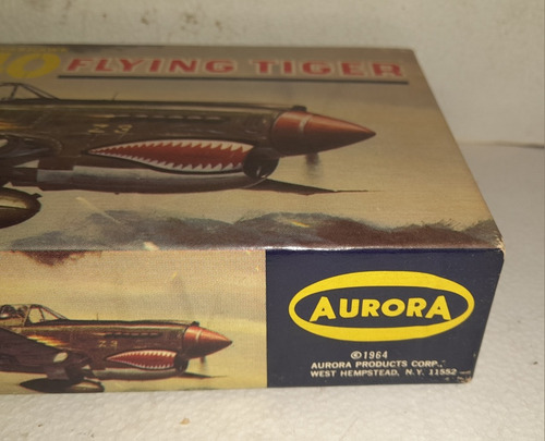 Avion P-40 Flying Tiger Kit Aurora Escala 1/4 1964 (Usado)