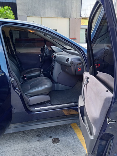 Mercedes Benz A160