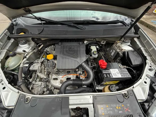 Renault Logan 1.6 Authentique