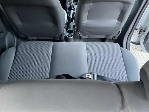 Imagen 10 de 25 de Chevrolet Agile 2015 1.4 Ls
