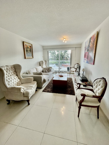 Apartamento Moderno De 3 Dormitorios , Summer Tower. Oportunidad