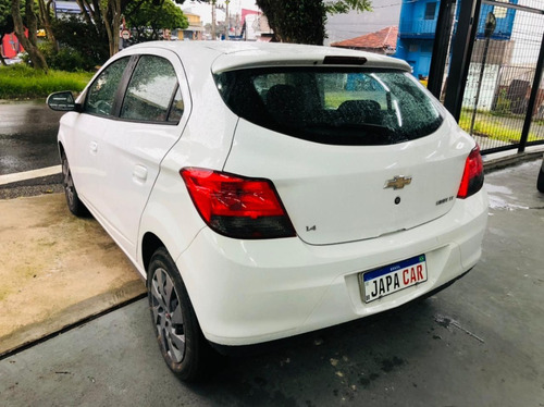Chevrolet Onix Hatch Lt 1.4 2015 Manual