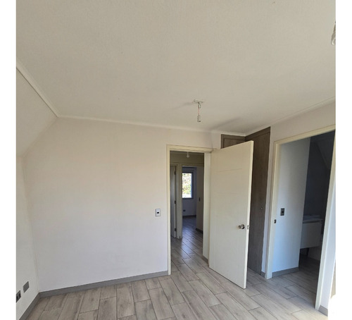 Arrienda Casa 3d; 3b+estaci. 150 M2. Miraflores 632 Peñaflor