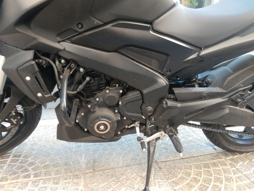 Bajaj Dominar