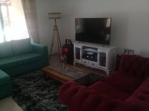 Imagen 6 de 6 de En Una Planta, Lote Interno