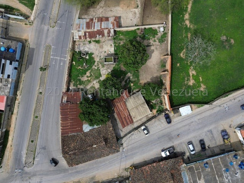 Julio R Perez Vende Casa Granja Cabudare Con Mas 4600 Mts2 Jrp