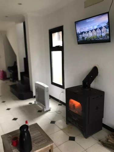 Casa En Venta - 4 Dormitorios 2 Baños - 469mts2 - Suipacha