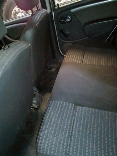 Renault Sandero Confort 1,6 16 V