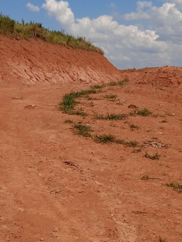 Imagem 2 de 11 de Gabs Terrenos Perto Da Represa E Lago