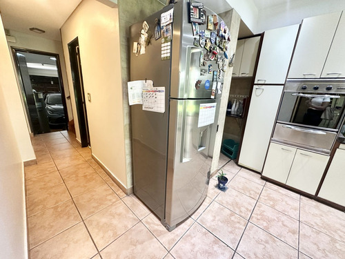Venta De Hermosa Casa En Parque Chacabuco