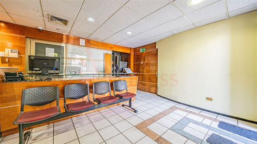 Local Comercial En Venta En Ñuñoa